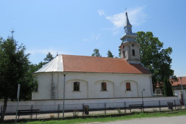 Lovačko društvo Dubovac organizovalo humanitarni bal za obnovu Hrama sv. Nikolaja