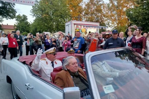 Jugonostalgija u Bavaništu: Turistička manifestacija koja od zaborava čuva suživot jugoslovenskih naroda i narodnosti