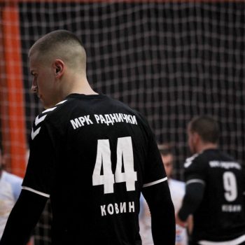 Rukomet: U Apatin do pobede o svom trošku