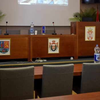 Predsednica sazvala Skupštinu za Veliki petak