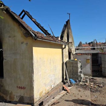 Za deset minuta Iliji Kostiću vatra progutala kuću