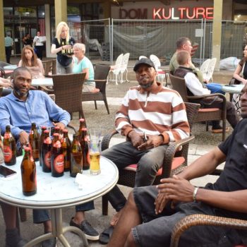 Lalu došli da pozdrave i momci iz Nigerije