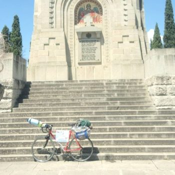 Milojkov krenuo na turu do Istanbula na Bosforu