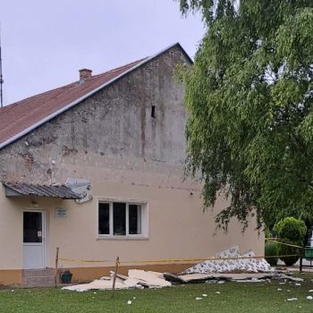 Skorenovac: Pao deo zida od stiropora, sve odmah sanirano