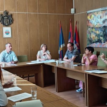 Poziv predsednici da otvori sednice veća za medije